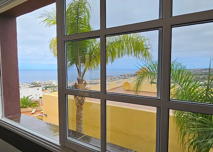 Апартаменти Balcon Del Mar Адехе